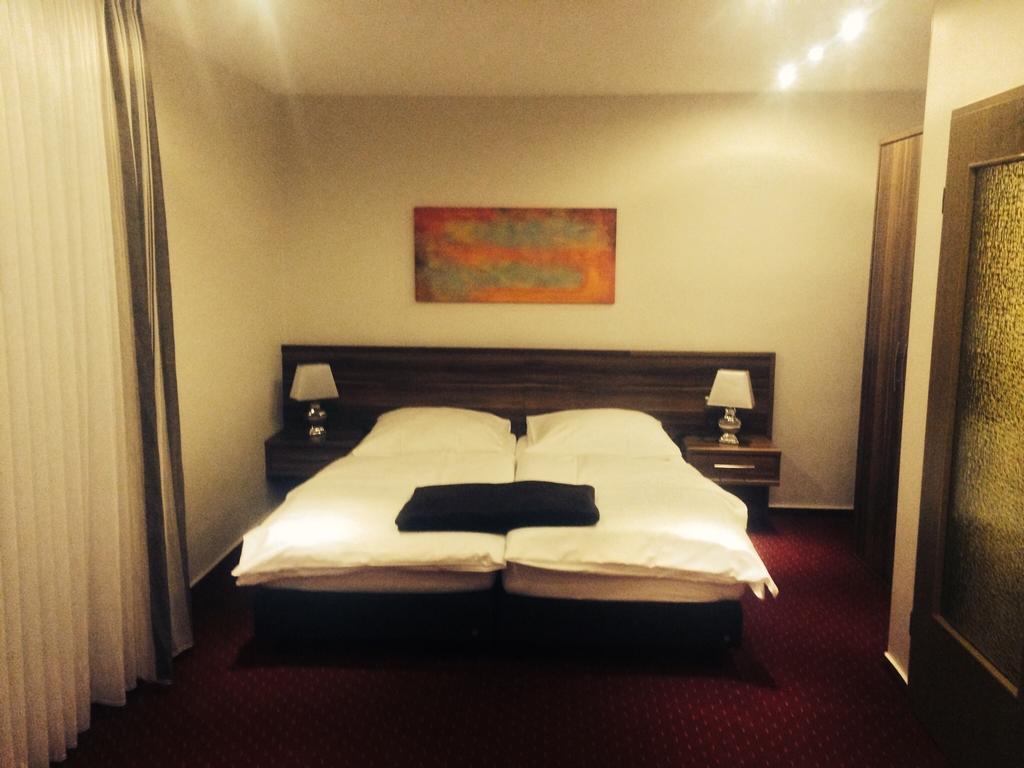 Hotel Friesenhof Westoverledingen Номер фото